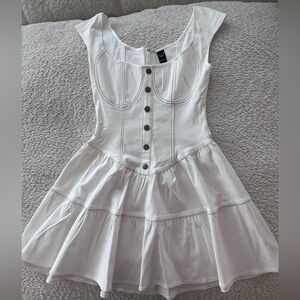 Windsor trendsetting effect ruffled denim skater dress white size small